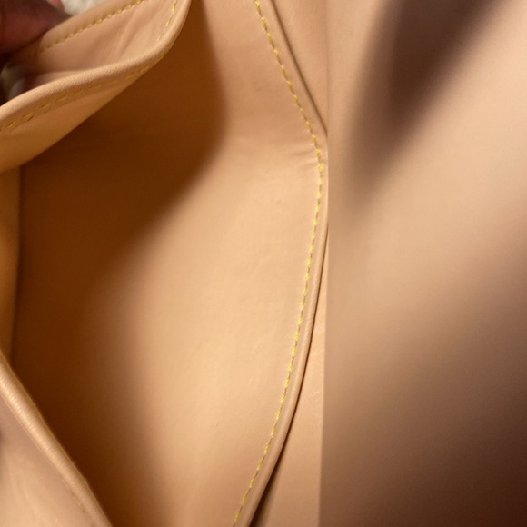 LOUIS VUITTON 'Takashi Murakami Kisslock BLACK WALLET - Picture 4 of 14